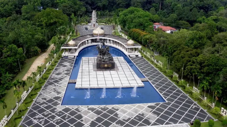 Tugu Negara Malaysia: Pencapaian Sejarah dan Kebangkitan Nasional