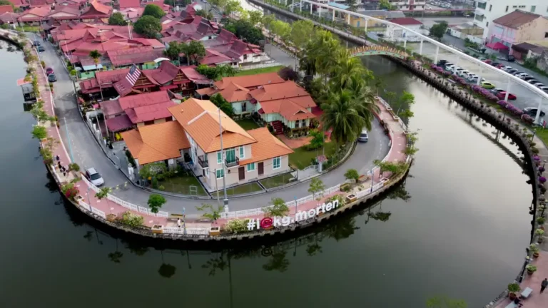 Villa Sentosa Kampung Morten: Melihat Sejarah dan Kebudayaan di Jantung Melaka